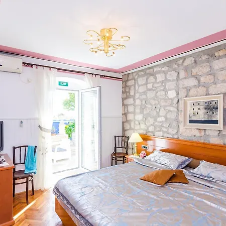 Nicol - One-bedroom With Terrace דירה דוברובניק