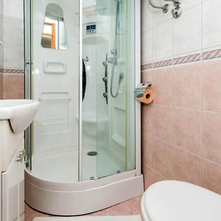 Nicol - One-bedroom With Terrace Apartment *