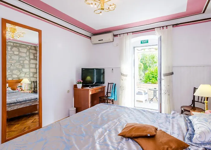 Nicol - One-bedroom With Terrace * Дубровник
